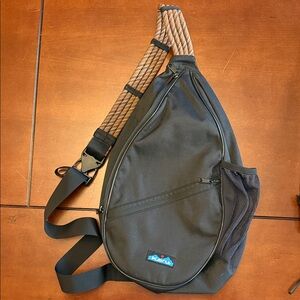 Kavu Black Messenger Bag